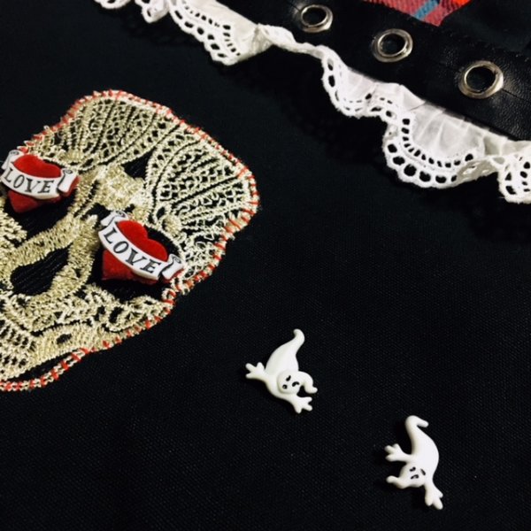 画像12: 【夜の街燈 Street Lamp at Night】・LOVE HEART SKULLミニトートバッグ (12)