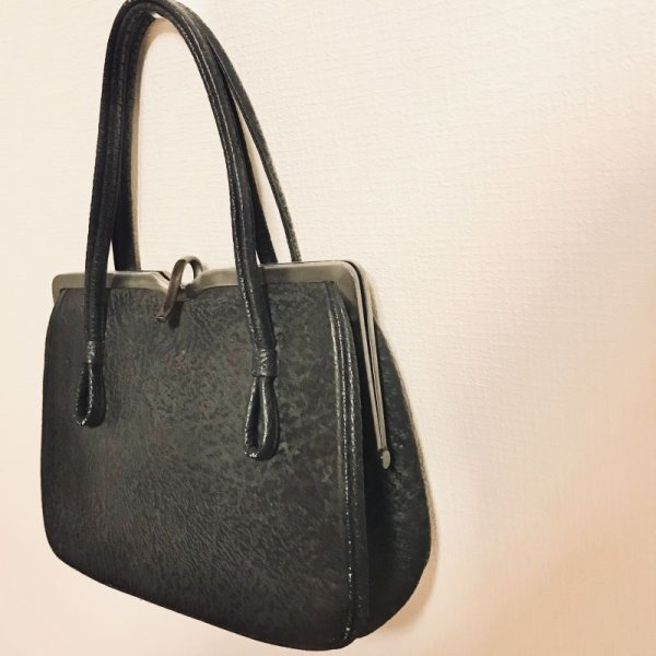 画像2: 【VINTAGE】・レトロレザーハンドバッグ　黒 (2)