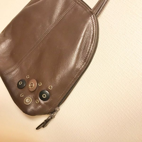画像4: 【VINTAGE】・レトロボタンハンドバッグ (4)