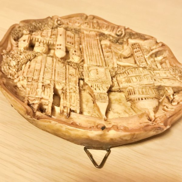 画像5: 【VINTAGE】・LONDON彫刻壁掛けオブジェ　輸入品 (5)