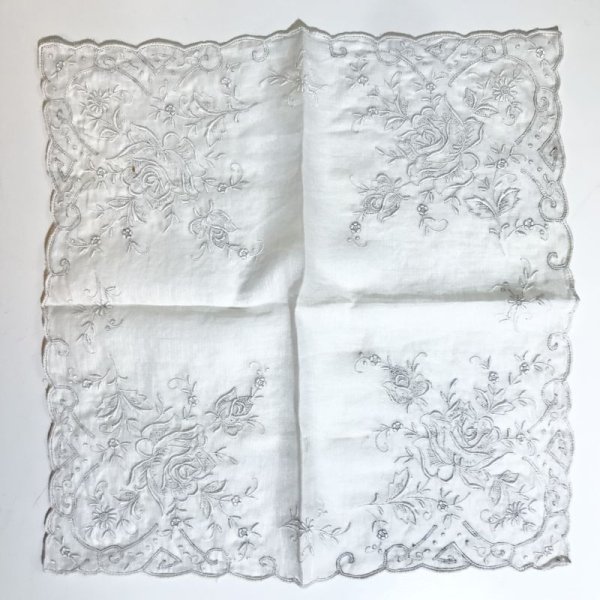 画像4: 【VINTAGE】・刺繍ハンカチ　SET　ホワイト (4)