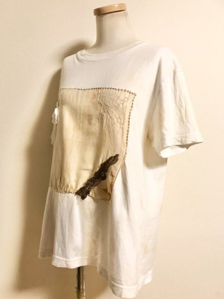 画像4: 【夜の街燈 Street Lamp at Night】・退廃ムラ染めリメイクTシャツ　【ヴィンテージ刺繍ハンカチ+スカラップレース】 (4)