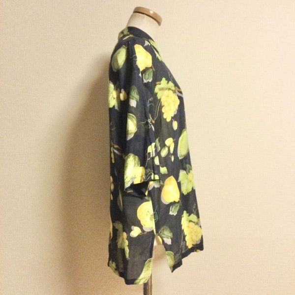 画像2: 【VINTAGE】・フルーツ柄シャツ (2)