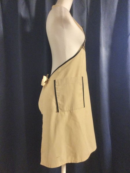 画像2: 【VINTAGE】・チロリアン風少女の刺繍エプロン (2)