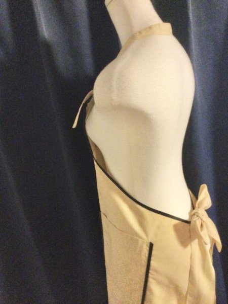 画像7: 【VINTAGE】・チロリアン風少女の刺繍エプロン (7)