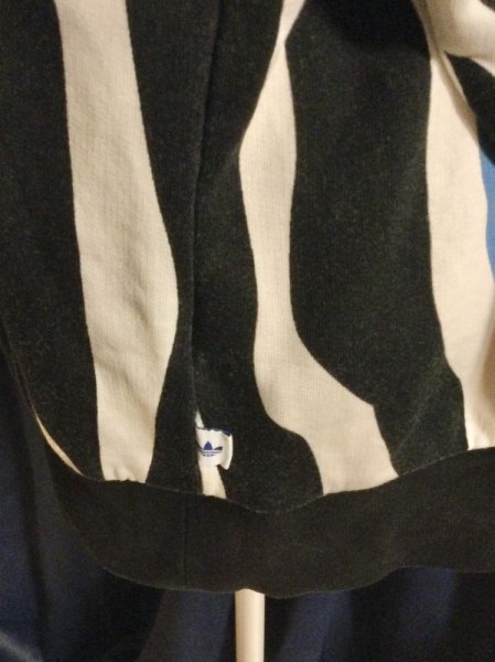 画像7: ※SALE※【USED】・adidas ゼブラプリントフーディー　AO2890 (7)