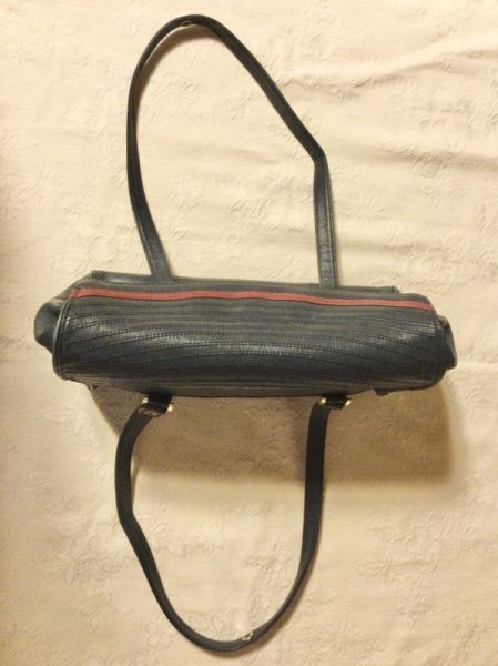 画像2: 【VINTAGE】・YUBI フレームハンドバッグ　ネイビー×レッド　 (2)