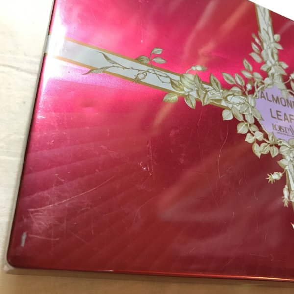 画像9: 【VINTAGE】・ALMOND LEAF LOIS DAR お菓子缶 (9)