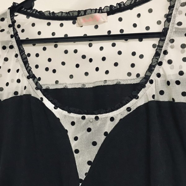 画像2: 【USED】・Le salon d’Y./ドットチュールトップス　ブラック (2)