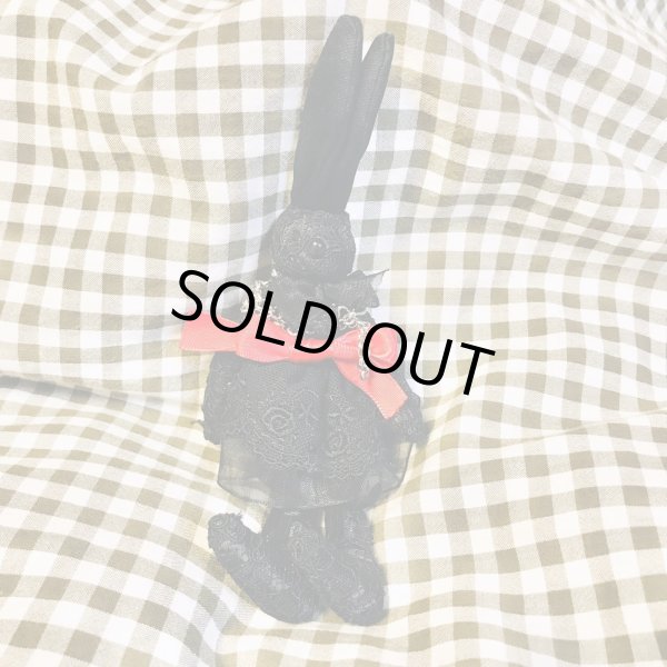 画像6: ノーブランド・黒うさぎブローチ (6)