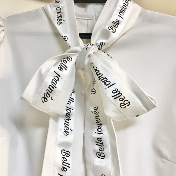 画像3: 【USED】・Ank Rouge/ロゴリボンブラウス　白 (3)