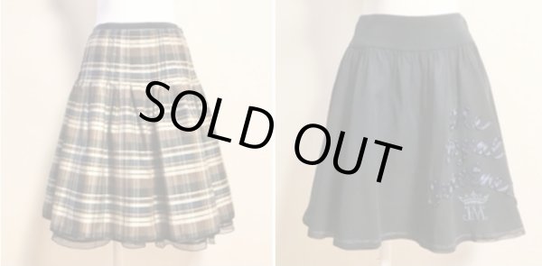 画像1: 【USED】・Lois CRAYON/チェックSK　ブラウン　＋　Jane Marple/コットンオーガンジーテーマエンブロイダリースカート　ネイビー　2点SET (1)