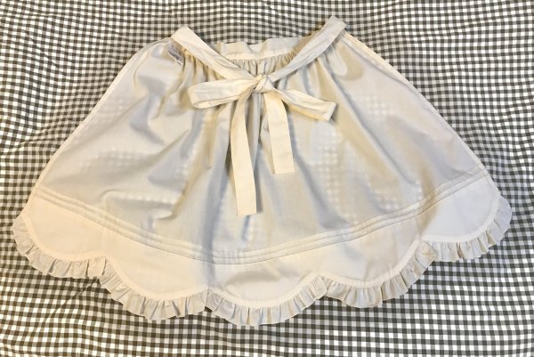 画像2: 【USED】・Belette/スカラップエプロン　アイボリー (2)