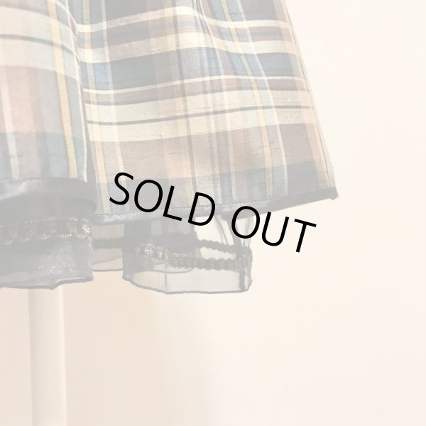 画像12: 【USED】・Lois CRAYON/チェックSK　ブラウン　＋　Jane Marple/コットンオーガンジーテーマエンブロイダリースカート　ネイビー　2点SET (12)