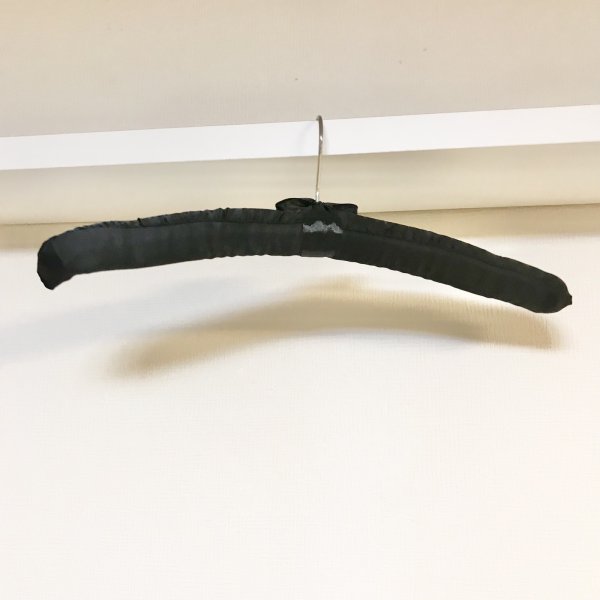 画像3: 【USED】・クッションリボンハンガー　ブラック (3)