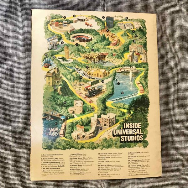 画像2: 【USED BOOK】・洋書　INSIDE UNIVERSAL STUDIOS (2)