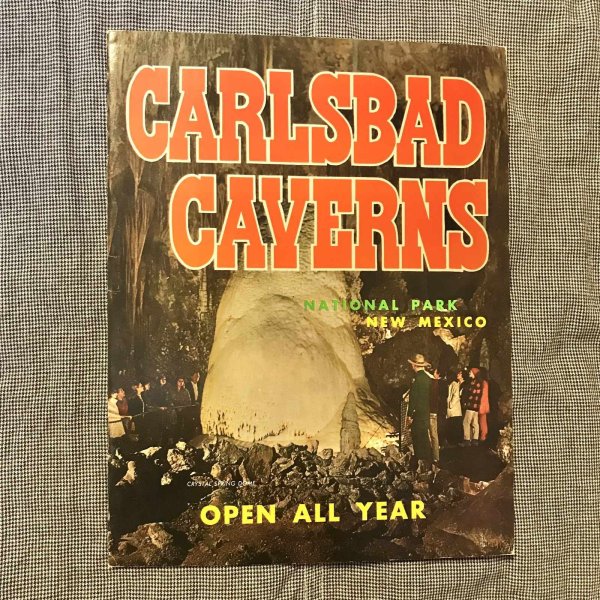 画像1: 【USED BOOK】・洋書　CARLSBAD CAVERNS  -NATIONAL PARK NEW MEXICO-  OPEN ALL YEAR (1)