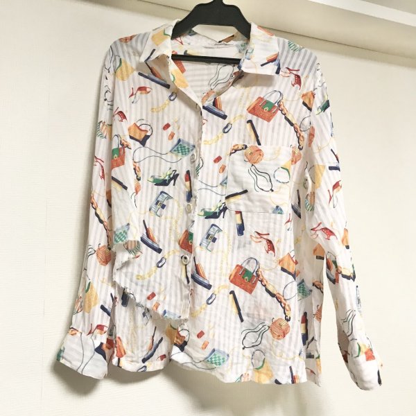 画像1: 【VINTAGE】・ファッションアイテムプリントのシャツ (1)