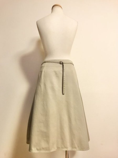 画像3: 【USED】・Lois CRAYON/ボタンベルトロングスカート　ベージュ (3)