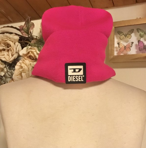 画像1: 【USED】・DIESEL ニットキャップ　ショッキングピンク (1)