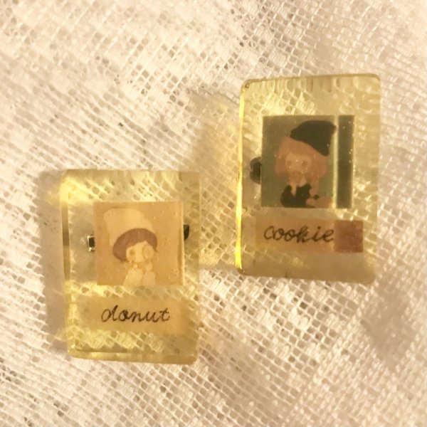 画像1: 【USED】・クリエイターグッズ/スクエア標本ブローチ　2個SET (1)