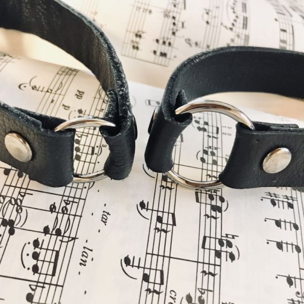 画像3: 【USED】・レザーリングアンクレット　ブラック (3)